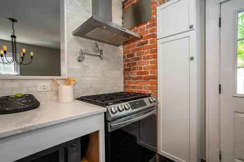 Kitchen - 208 E Markison Ave, Columbus, OH 43207 photo 4 of 4