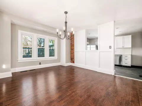 Dining - 208 E Markison Ave, Columbus, OH 43207 photo 1 of 3