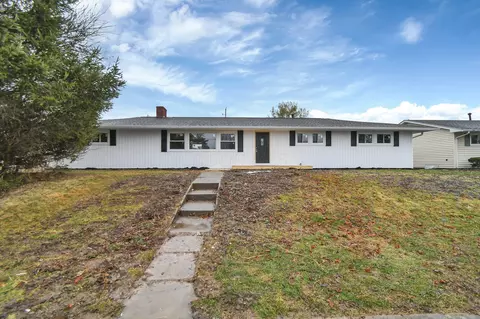 115 Wilson Ave, Circleville, OH 43113 photo 3