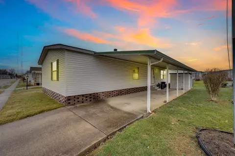 4416 Nevada Dr E, Obetz, OH 43207