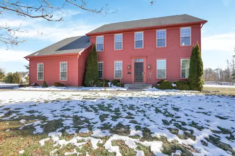 111 Ballylinn Ln, Granville, OH 43023