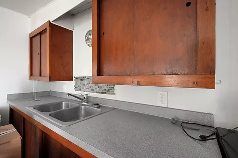 Kitchen - 132 Walnut St, Circleville, OH 43113 photo 6 of 7