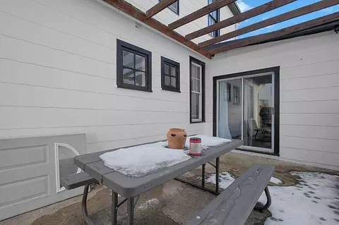 Exterior - 132 Walnut St, Circleville, OH 43113 photo 6 of 9