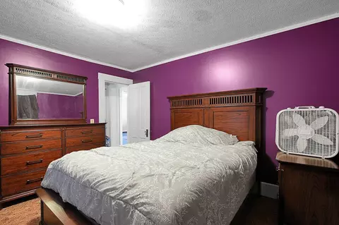 Bedroom - 132 Walnut St, Circleville, OH 43113 photo 6 of 6
