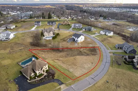 384 Buena Vista Dr, Johnstown, OH 43031