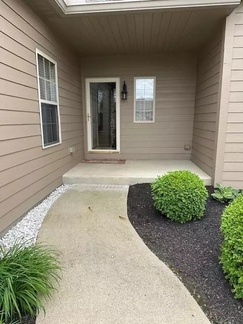 3 Claire Ct, Circleville, OH 43113 photo 2