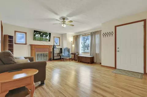 Living - 2182 Ormond Ave, Columbus, OH 43224 photo 1 of 4