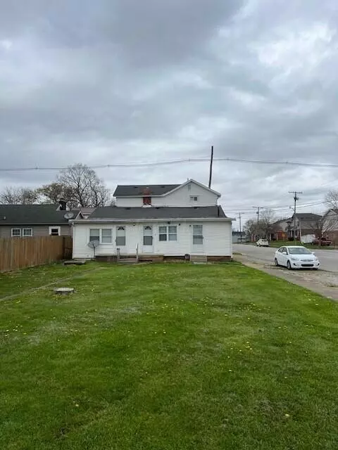 237 Logan St, Circleville, OH 43113 photo 6