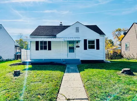 1201 E Weber Rd, Columbus, OH 43211