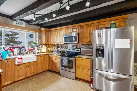 Kitchen - 691 Prospect Mount Vernon Rd E, Waldo, OH 43356 photo 1 of 1