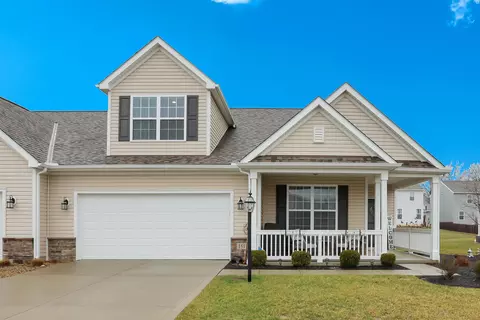 151 Broadmoore Blvd, Pataskala, OH 43062