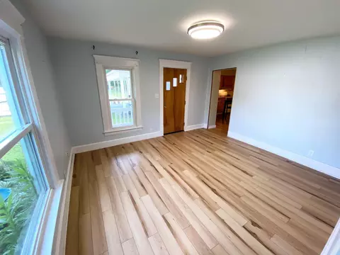 Living - 12 Walker, Athens, OH 45701 photo 2 of 3