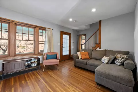 65 E Kelso Rd, Columbus, OH 43202 photo 5