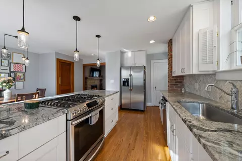 65 E Kelso Rd, Columbus, OH 43202 photo 9