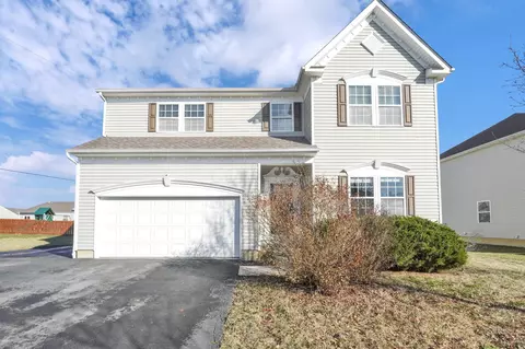 1600 Fox Fire Dr, Marysville, OH 43040