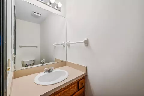 413 Firestone Dr, Delaware, OH 43015 photo 16