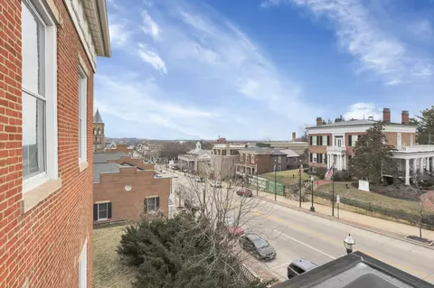 View/Area - 154 E Main St, Lancaster, OH 43130 photo 1 of 2
