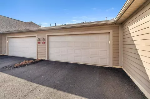 Exterior - 223 Stonegate Loop, Pataskala, OH 43062 photo 5 of 7