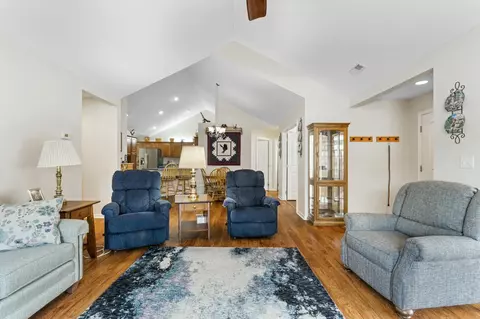 Living - 223 Stonegate Loop, Pataskala, OH 43062 photo 3 of 4