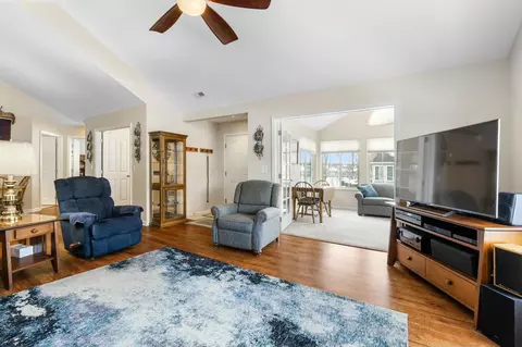 Living - 223 Stonegate Loop, Pataskala, OH 43062 photo 2 of 4