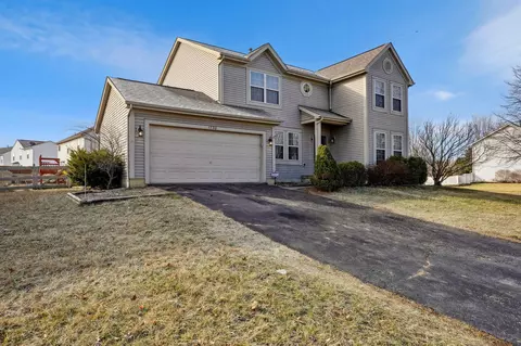 1730 Westwood Dr, Lewis Center, OH 43035