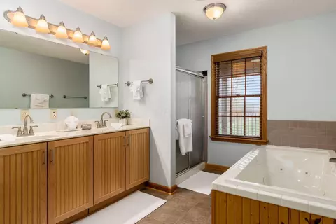 Bath - 11080 Walnut Dowler Rd, Logan, OH 43138 photo 4 of 4