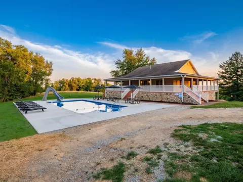 11080 Walnut Dowler Rd, Logan, OH 43138