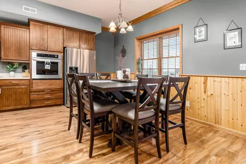 Dining - 11080 Walnut Dowler Rd, Logan, OH 43138 photo 1 of 3