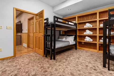 Bedroom - 11080 Walnut Dowler Rd, Logan, OH 43138 photo 2 of 11