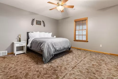 Bedroom - 11080 Walnut Dowler Rd, Logan, OH 43138 photo 8 of 11