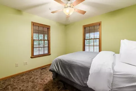 Bedroom - 11080 Walnut Dowler Rd, Logan, OH 43138 photo 9 of 11