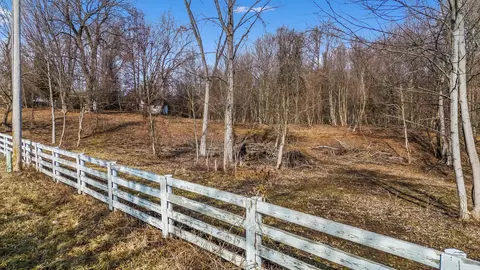 1031 Blacks Rd SE, Hebron, OH 43025