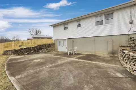 Exterior - 112 Doddridge Rd, Heath, OH 43056 photo 4 of 5