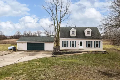 4785 Canal Rd NE, Pleasantville, OH 43148