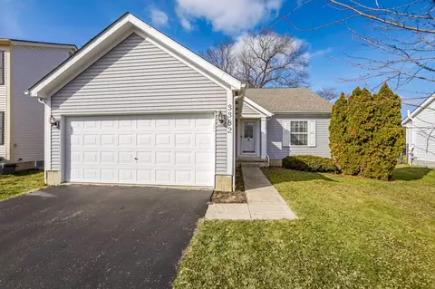 3382 Lindstrom Dr, Columbus, OH 43228