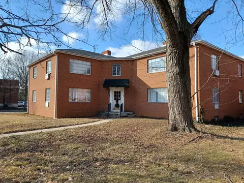 3677 N High St, Columbus, OH 43214