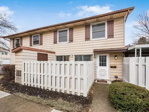 2481 Nassau Dr, Columbus, OH 43232