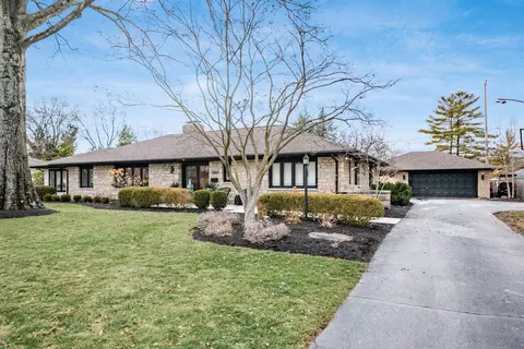 2861 S Dorchester Rd, Columbus, OH 43221