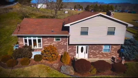 Exterior - 33 Needham Dr, Belpre, OH 45714 photo 1 of 7