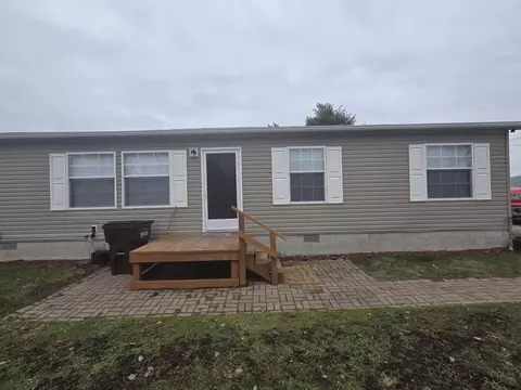 104 Pike St, Williamsport, OH 43164