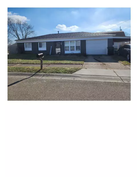 1002 Westview Dr, Hebron, OH 43025
