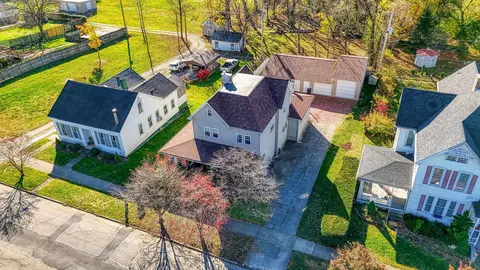 141 E South St, Jackson, OH 45640 photo 3