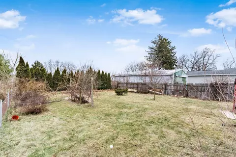 Exterior - 41 Burt Ave, Newark, OH 43055 photo 6 of 7