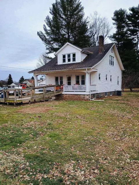 179 N Vernon Ave, Newark, OH 43055