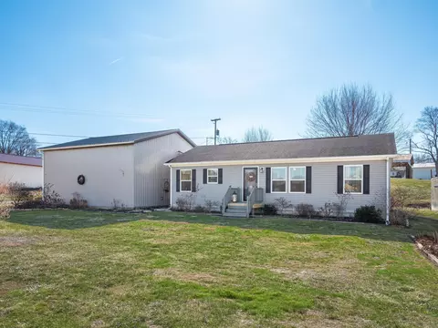 9080 Bickford Ln, Chandlersville, OH 43727