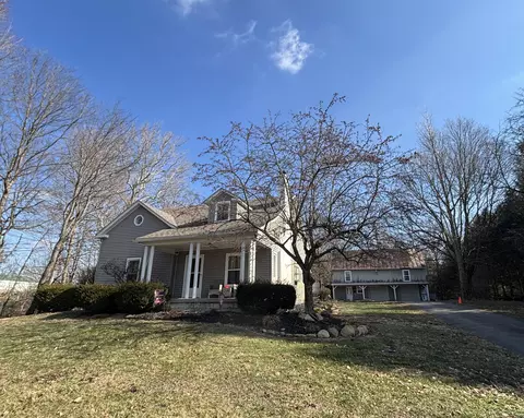 4205 Hazelton Etna Rd SW, Pataskala, OH 43062