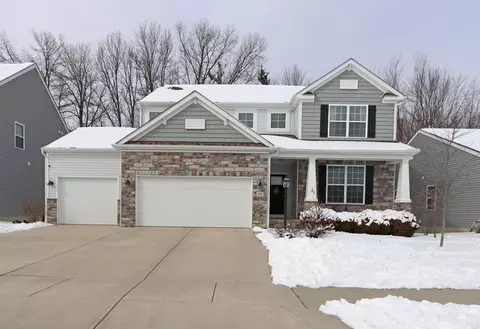 143 Old Bay Dr, Pataskala, OH 43062