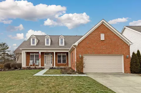 497 Stratshire Ln, Columbus, OH 43230