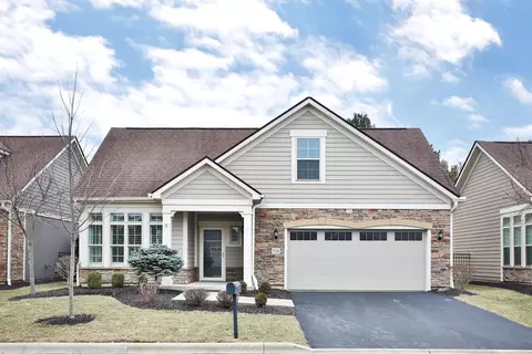 5541 Lexington Dr #5, Hilliard, OH 43026