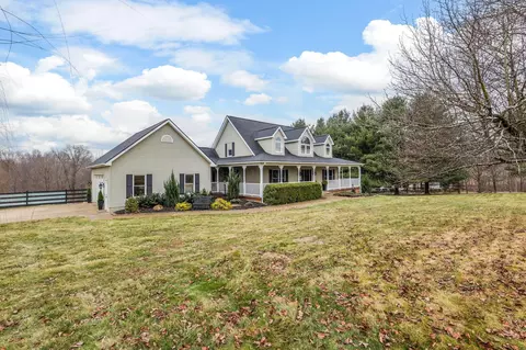4465 High Point Rd, Glenford, OH 43739